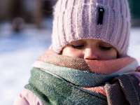 Téli bőrápolás gyerekeknek – hogyan óvjuk meg a kicsik bőrét a hideg hónapokban?