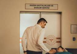 Szakemberek a szülés körül Szakemberek a szülés körül